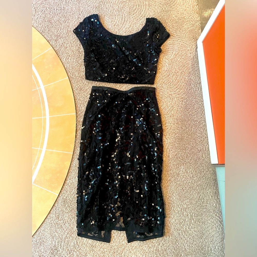 2 Piece Sequin Set From Express! Top Size Small, … - image 3